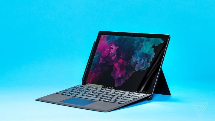 Perangkat tablet Microsoft Surface Pro 6